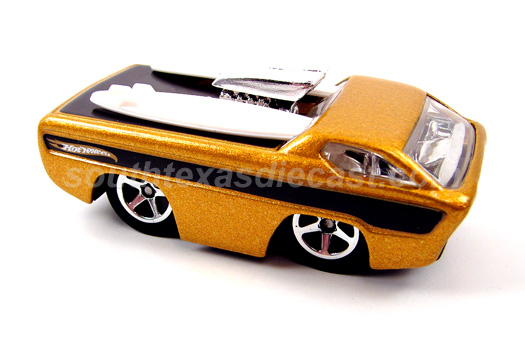 Hot Wheels 'Tooned Deora #025 2004 First Editions Gold 