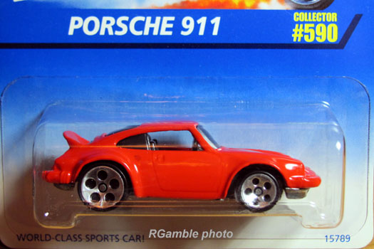 large back wheels! Hot Wheels Porsche 911 #590 World Class Sports Car from 1995 